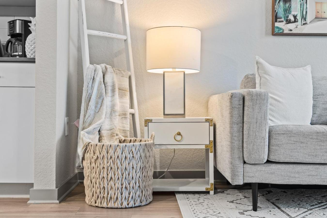 Tropicana Field 1 Bed In Downtown St Pete With Free Parking سانت بطرسبرج المظهر الخارجي الصورة