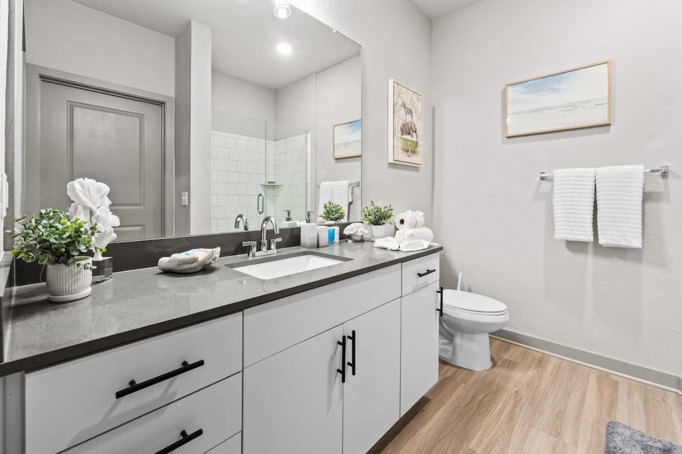 Tropicana Field 1 Bed In Downtown St Pete With Free Parking سانت بطرسبرج المظهر الخارجي الصورة