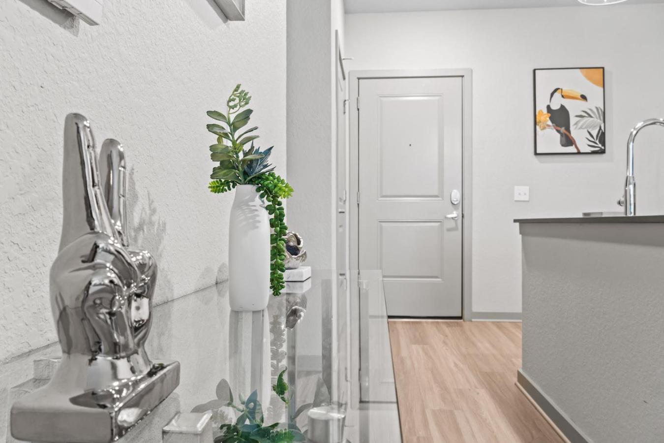Tropicana Field 1 Bed In Downtown St Pete With Free Parking سانت بطرسبرج المظهر الخارجي الصورة