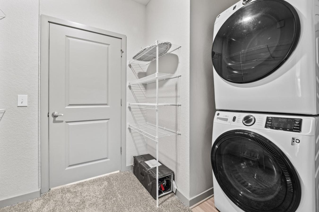 Tropicana Field 1 Bed In Downtown St Pete With Free Parking سانت بطرسبرج المظهر الخارجي الصورة