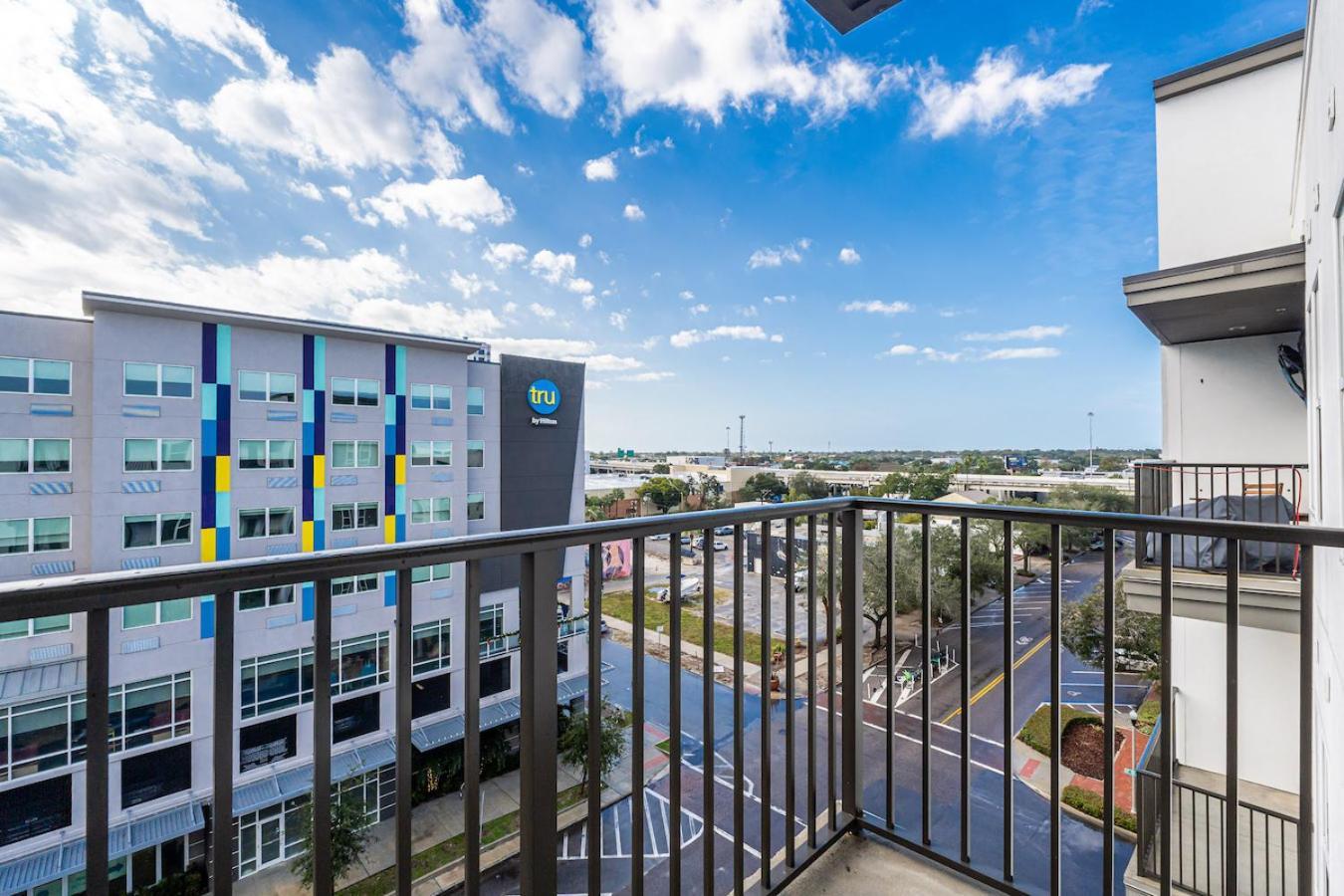 Tropicana Field 1 Bed In Downtown St Pete With Free Parking سانت بطرسبرج المظهر الخارجي الصورة
